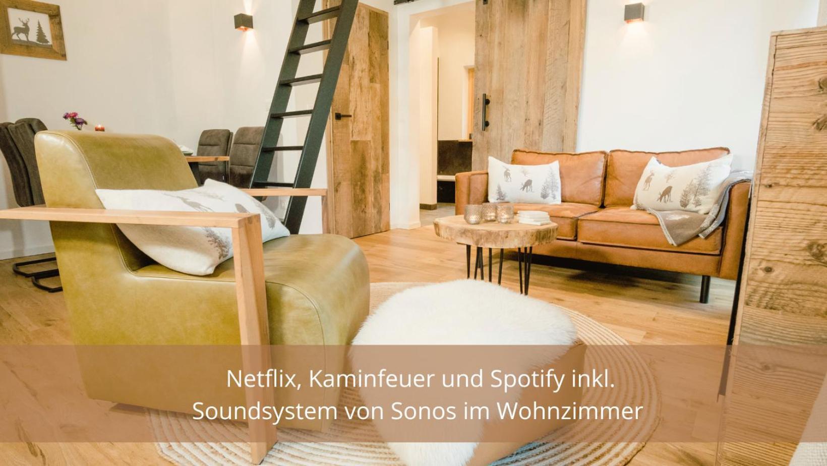 Chalet Waldhaeusl Luxurioese Ferienwohnungen Mit Sauna & Whirlpool, Kamin, Balkon Oder Terrasse Mit Bergblick 하일리겐불루트 외부 사진